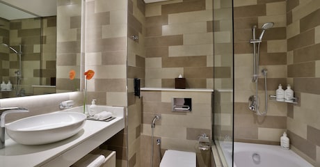 Room Appartement supérieur à une chambre avec vue sur la mer et balcon